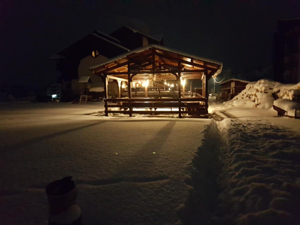 Pensiunea Casa Nostalgia Törcsvár Kültér fotó